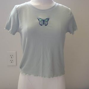 Rib-knit lettuce hen butterfly crop top